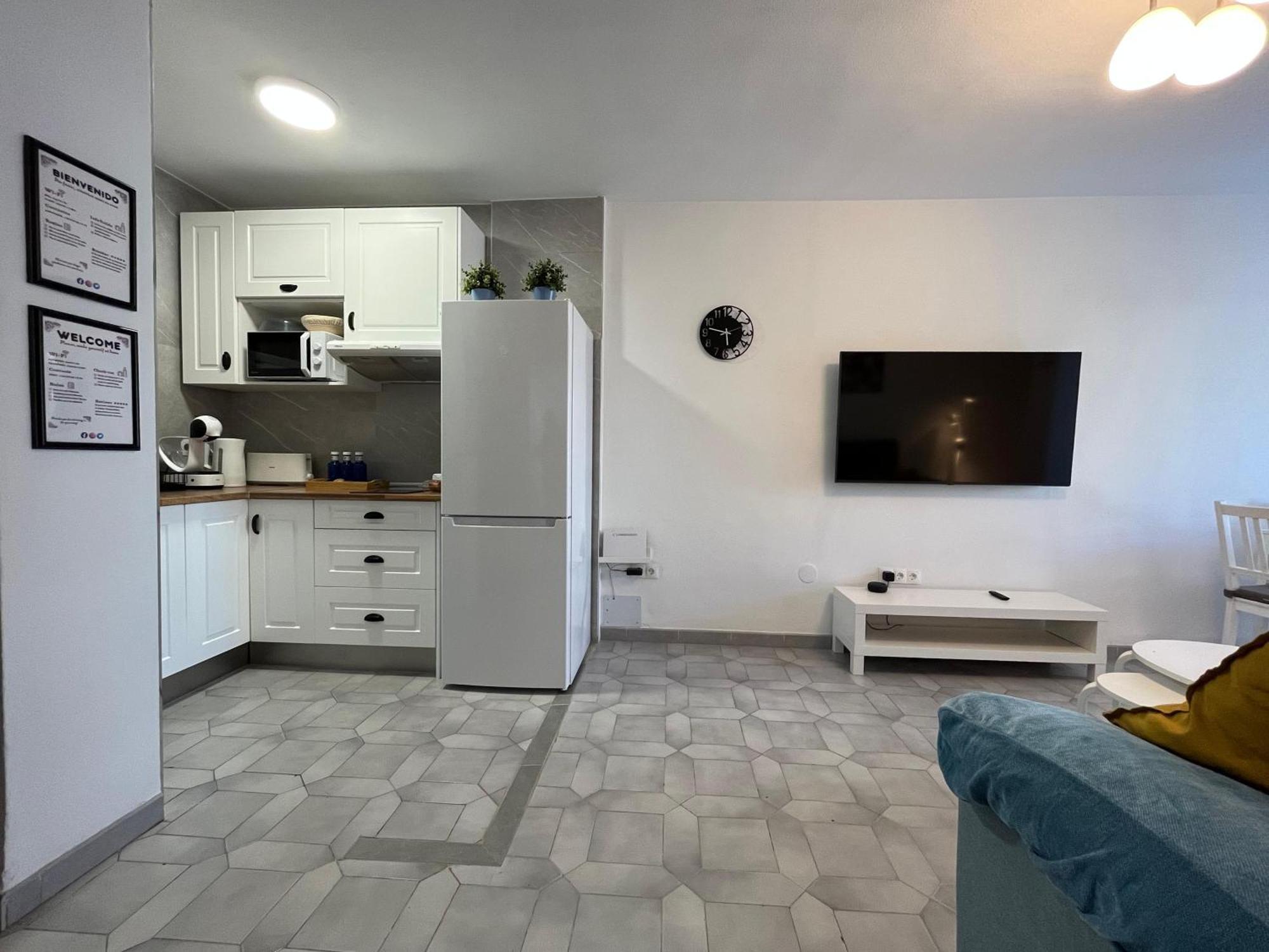 Apartamento Entero, Enormes Piscinas, Terraza Y Playa Benalmadena Bagian luar foto